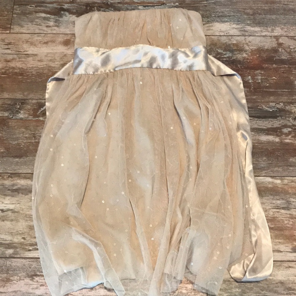 Girls strapless dress